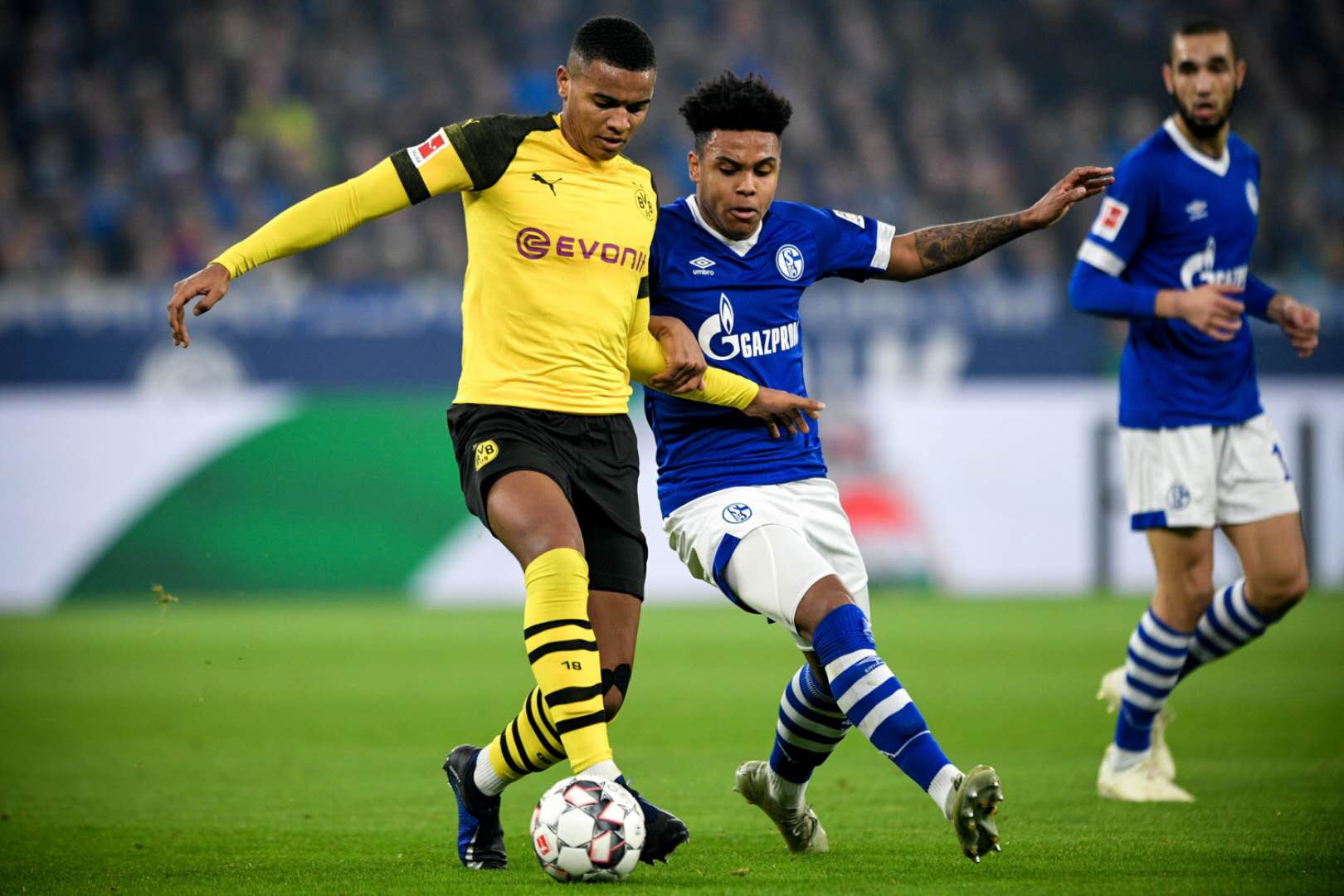 详细阅读:九游游戏中心-窗口期德甲焦点战,洛杉矶湖人门线救险,气氛紧张,心理建设被强调(德甲汉堡最新阵容) 九游游戏中心-窗口期德甲焦点战,洛杉矶湖人门线救险,气氛紧张,心理建设被强调(德甲汉堡最新阵容)